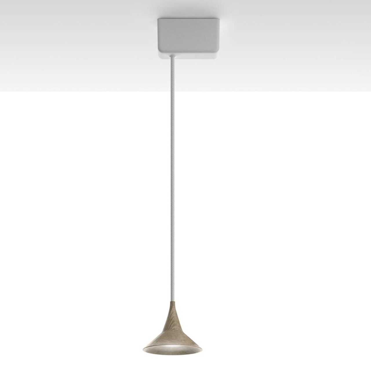 Auf diesem Bild zu sehen Pendelleuchte von Artemide in bronze